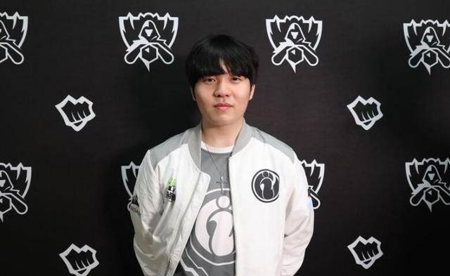 在这样的背 在这样的背