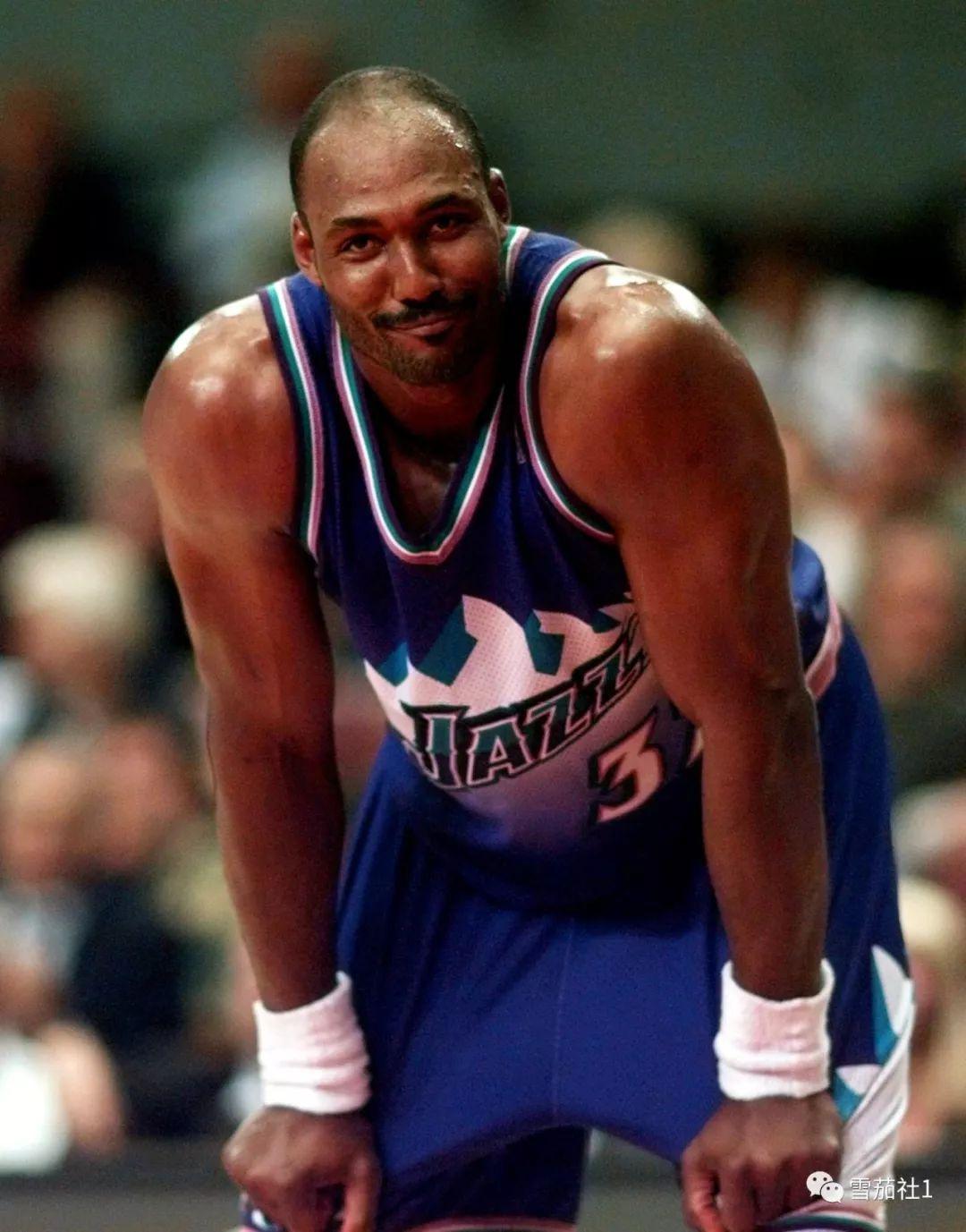 借雄厚的资 借雄厚的资