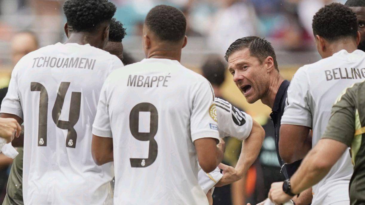 存在明显下 存在明显下